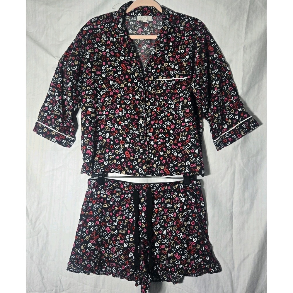 Loft Women's 2 Piece Heart Pajama Set Long Sleeves With Shorts Size Small